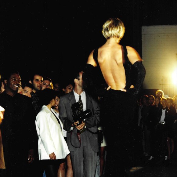 Anna Huling, stretch, body conscious evening gown. - Picture 2 of 12